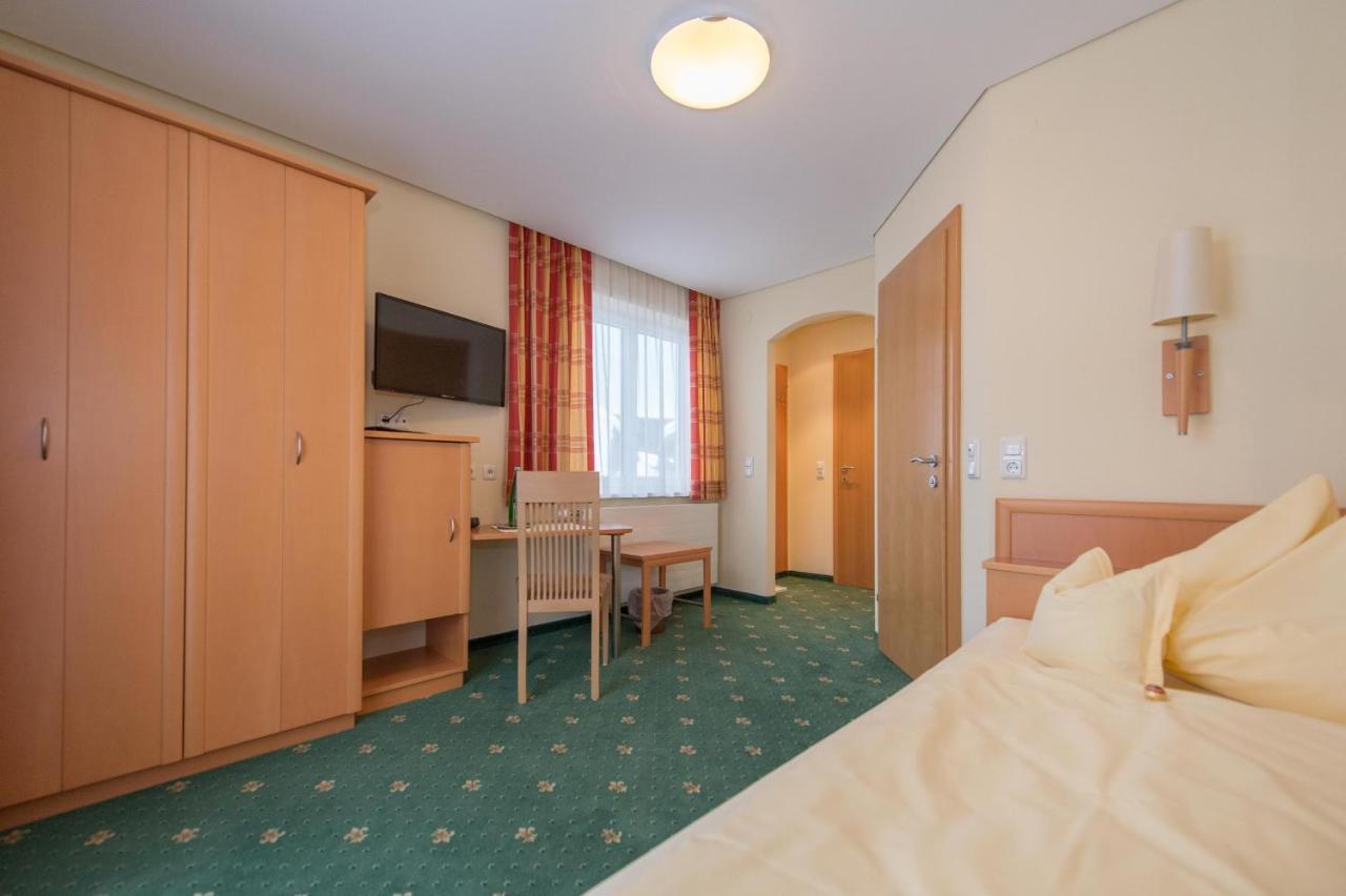 Pension Elisabeth ルスバッハ・アム・パス・クシュット 部屋 写真